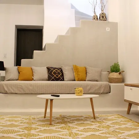Apartament το σπίτι της γιαγιάς - Granny's Guest's House Koronos